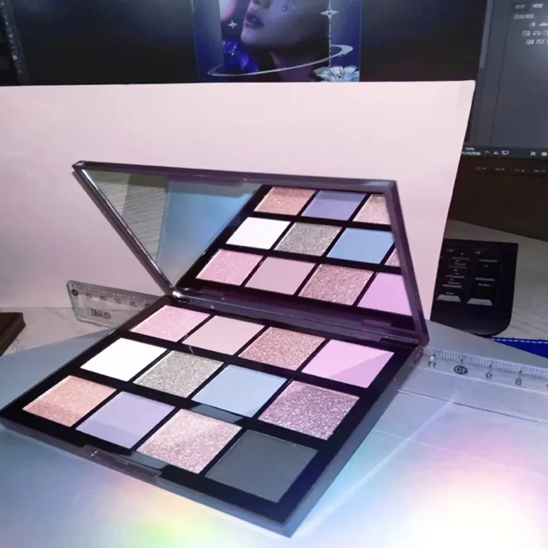 12色の多機能フェイスパレット